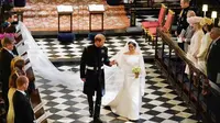 Pangeran Harry dan Meghan Markle pun mengatakan bahwa mereka sangat beruntung bisa berbagi momen bahagia bersama dengan rakyat Britania Raya. (instagram/kensingtonroyal)