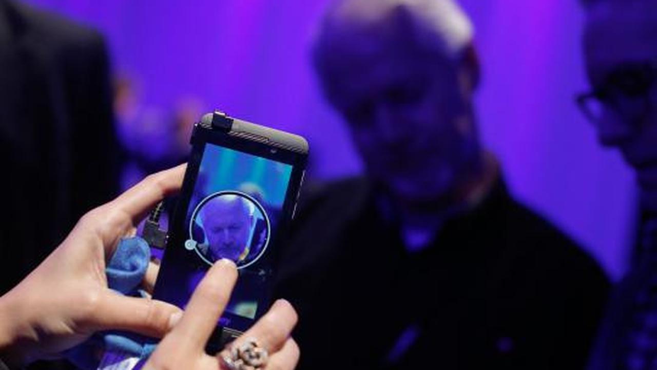 Dua handset anyar Blackberry 10