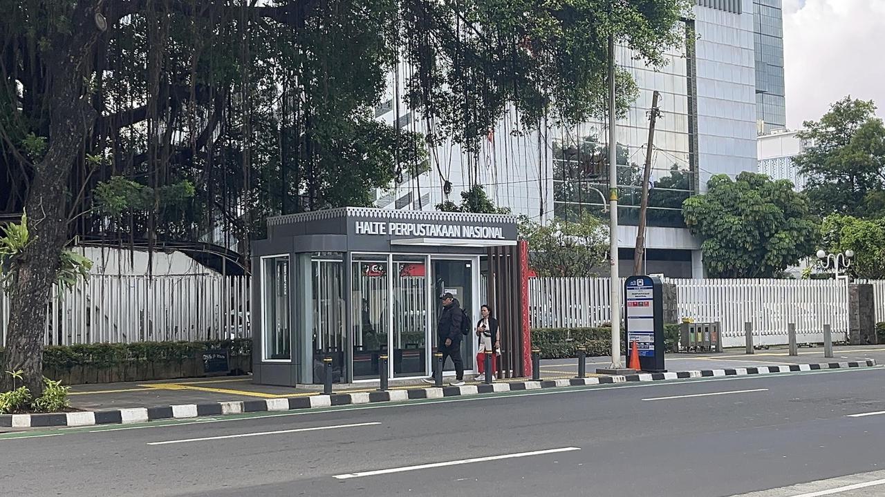 Begini Tampilan Baru Halte Perpusnas, Dilengkapi AC di Masa Uji Coba