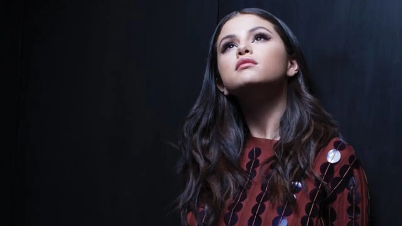 [Bintang] Selena Gomez