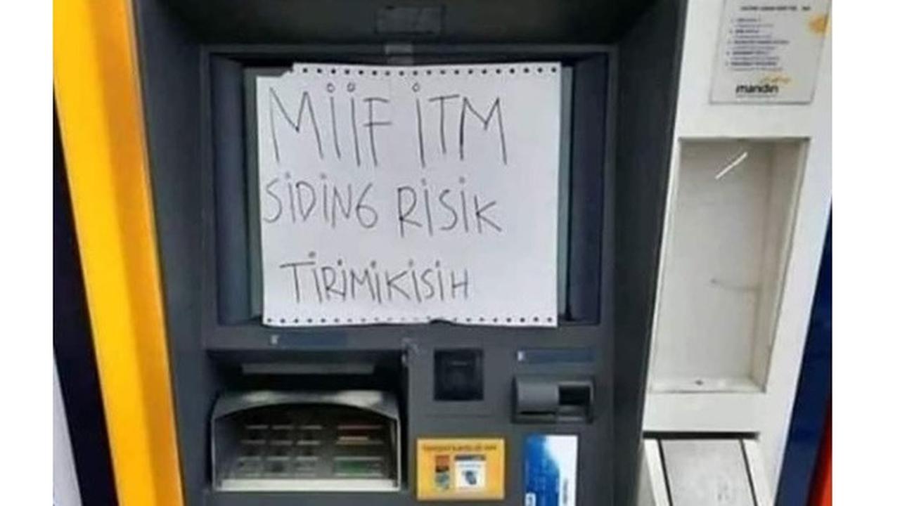6 Tulisan di ATM Rusak Ini Bikin Geleng Kepala
