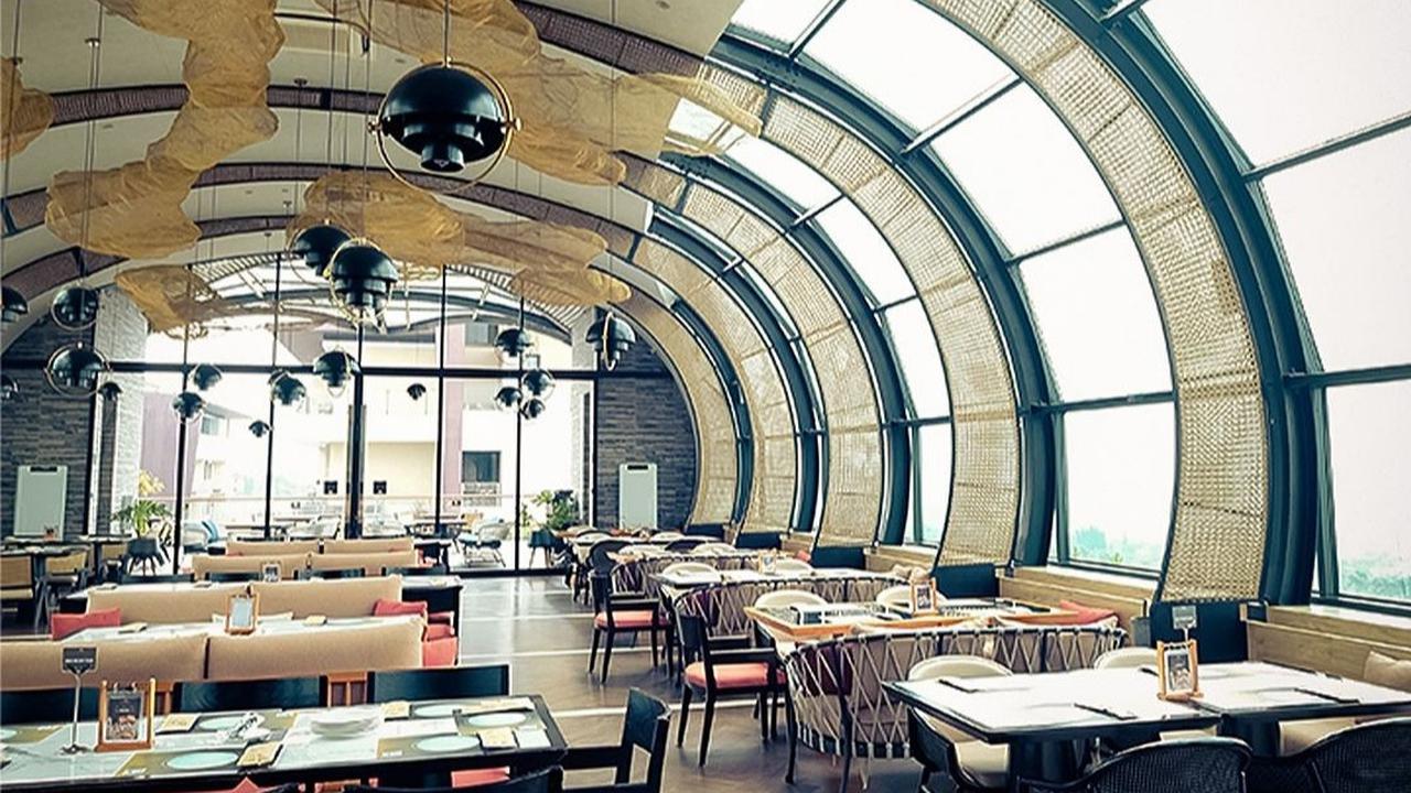 13 Tempat Makan Estetik di Malang