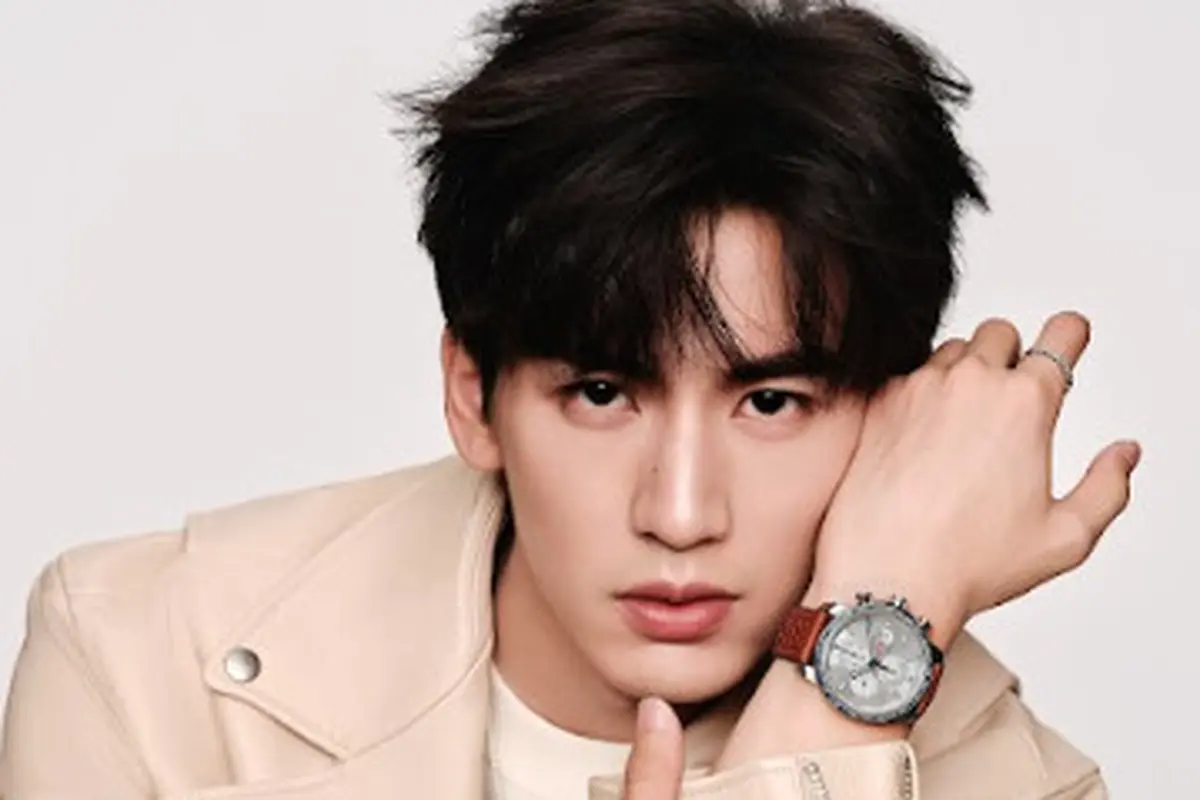 Pesona Tampan Zhang Linghe, Aktor China yang Digaet Chopard Sebagai Wajah Baru