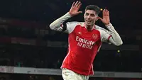 Kai Havertz berhasil membungkam kritik setelah kepindahan dari Chelsea dengan harga mahal. Havertz kini sudah dianggap sebagai pemain penting bagi tim asuhan Mikel Arteta. Setelah menjadi pemain inti reguler, Havertz sangat pantas untuk mengenakan nomor punggung 10 di Arsenal. (Glyn KIRK / AFP)
