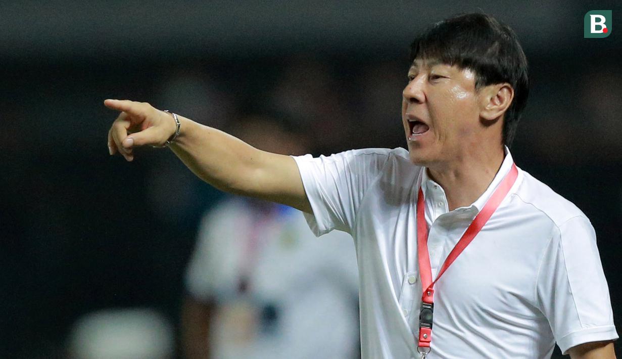 <p>Berkat kemenangan tersebut, Shin Tae-yong dan anak asuhnya mampu melesat ke posisi dua klasemen dengan raihan 4 poin. (Bola.com/M Iqbal Ichsan)</p>