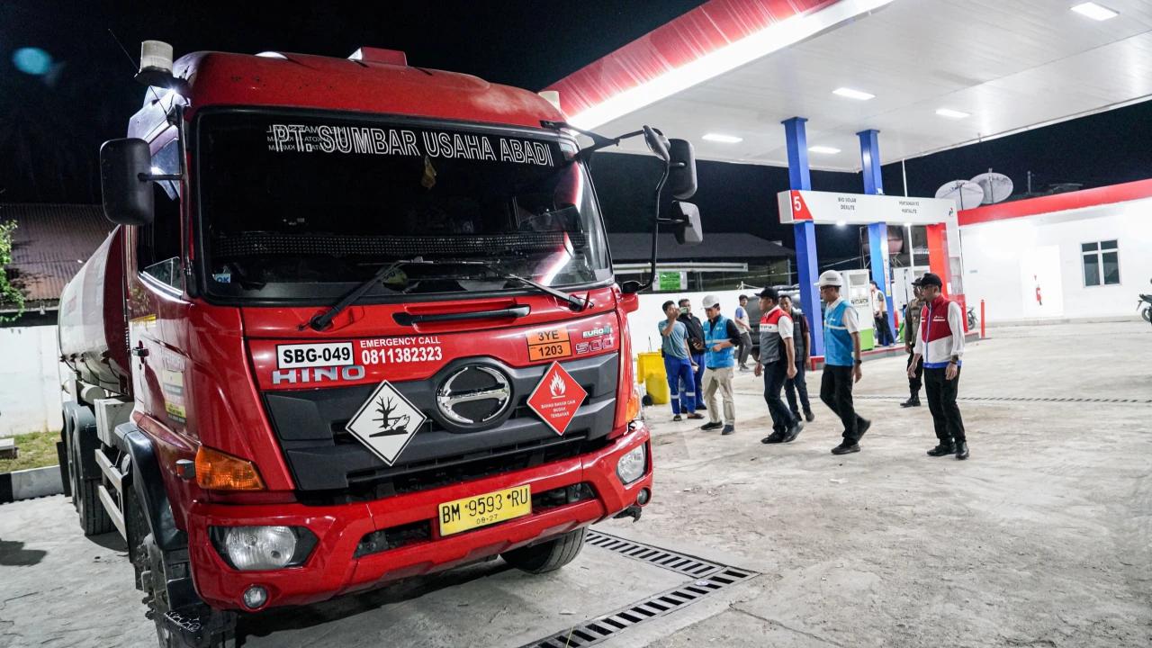Akses Terputus Jadi Hambatan Distribusi BBM Daerah Bencana, Pertamina Diyakini Mampu Bisa Selesaikan Lebih Cepat