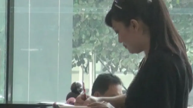 Pedangdut Rya Fitria Diperiksa KPK