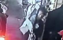 Polisi Selidiki Dugaan Pria Panggul Mayat di Permukiman Jakbar, Rekaman CCTV Jadi Petunjuk Utama