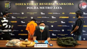 Penyelundupan 3,4 Kg Ganja Digagalkan, Pelaku 15 Tahun Ditangkap
