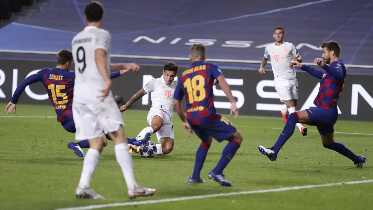 FOTO: Bayern Munchen Bantai Barcelona 8-2
