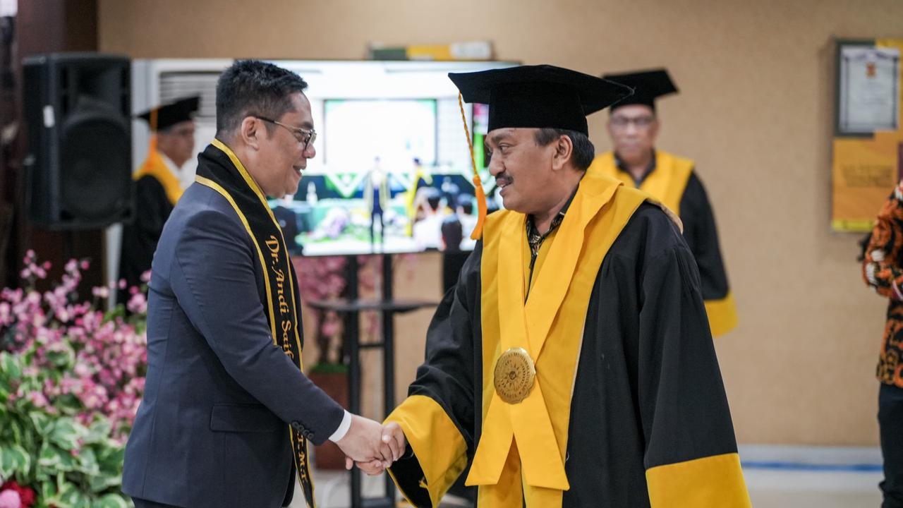 Bahas Inovasi Kebijakan Penyelesaian Konflik Agraria, Andi Saiful Haq Lulus Doktor