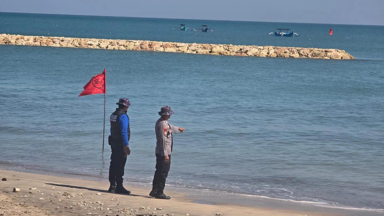 Dua Bocah Temukan Jenazah Mengapung di Pantai Kuta, Diduga Terseret Arus