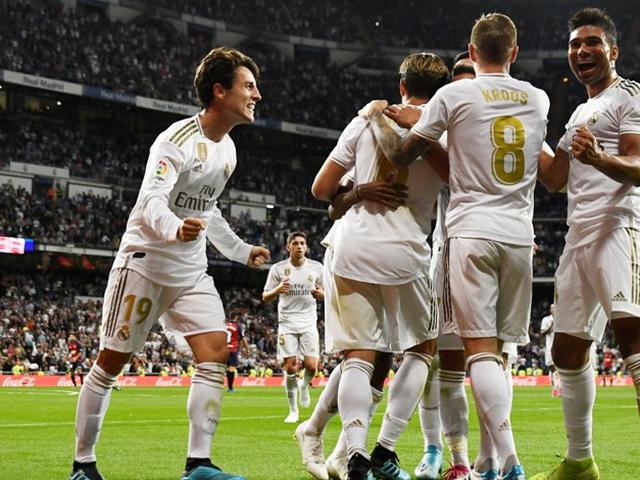 Real Madrid Vs Osasuna Menang 2 0 Zidane Semringah Bola Liputan6 Com