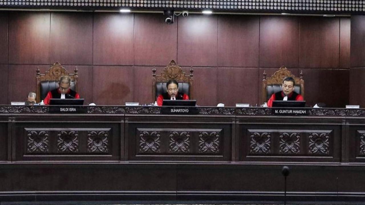 Putusan MK No. 90/PU-XXI/2023 itu sebelumnya diwarnai kontroversi dan telah ditolak oleh Mahkamah Konstitusi (MK). <br>( Foto liputan6.com / Angga Yuniar )<br>