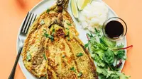 Tortang Talong alias terong dadar, salah satu makanan khas Filipina yang praktis dan mudah dibuat sendiri di rumah. (Foto: Live Eat Learn)