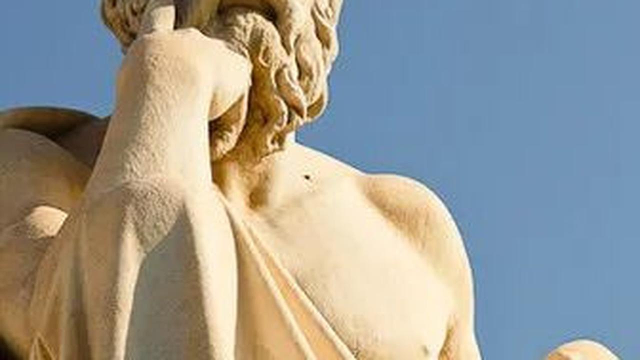 <a class="editorlink " href="https://www.merdeka.com/jateng/20-kata-kata-bijak-socrates-tentang-kehidupan-penuh-makna-mendalam-kln.html" rel="follow" target="_self">Socrates </a>adalah seorang filosof Yunani kuno yang hidup pada abad ke-5 SM, dikenal seba