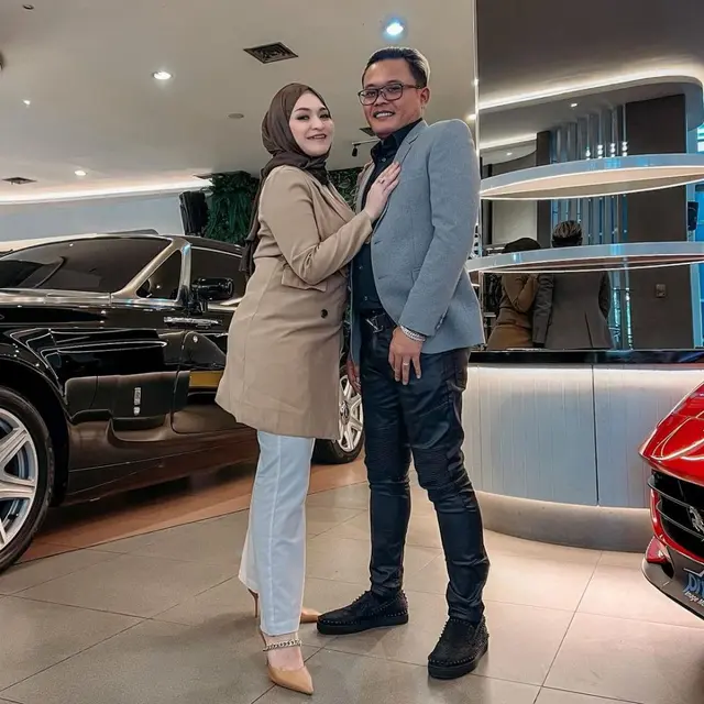 Nathalie Holscher, istri Sule (Instagram/@ferdinan_sule)