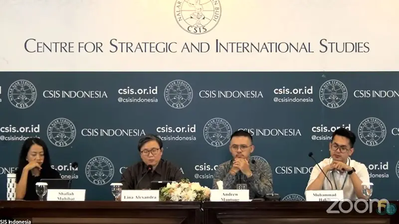 CSIS menanggapi sejumlah isu yang dibahas dalam Debat Capres, Minggu (7/1). Salah satu yang disinggung yaitu soal Isu kebijakan luar negeri Indonesia (Youtube/CSIS).
