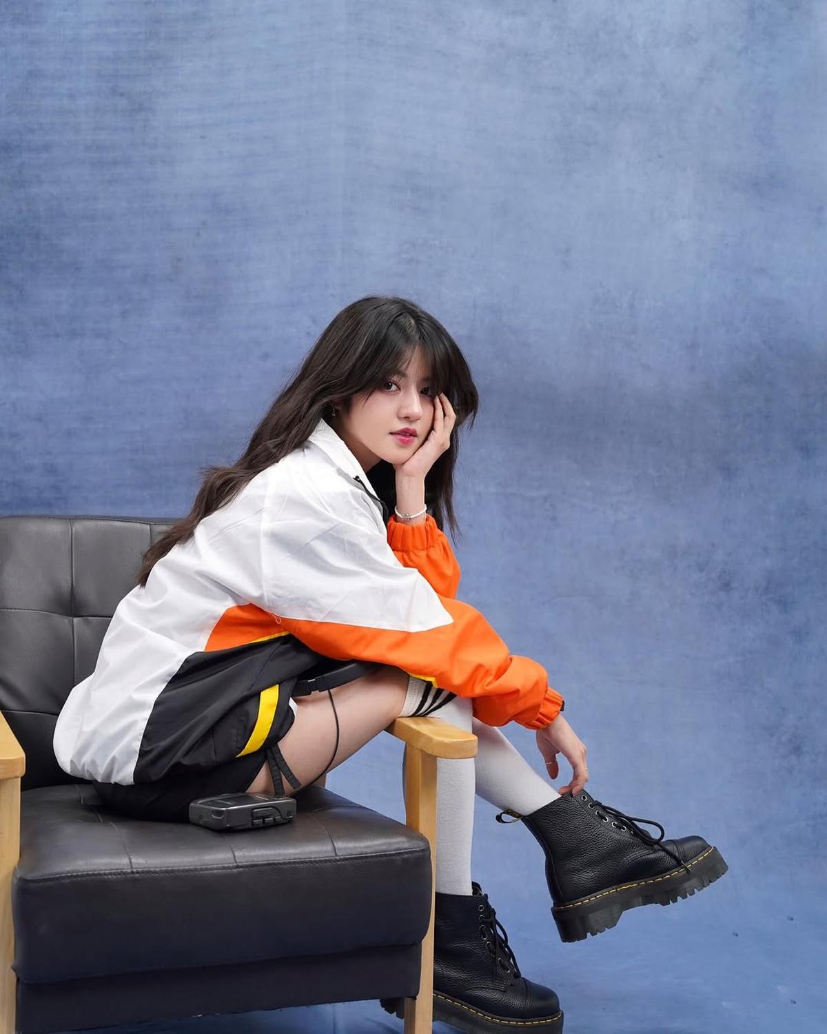 Potret Vonny Felicia YouTuber Cantik dengan Outfit Putih yang Bikin Makin Bening dan Klepek-Klepek