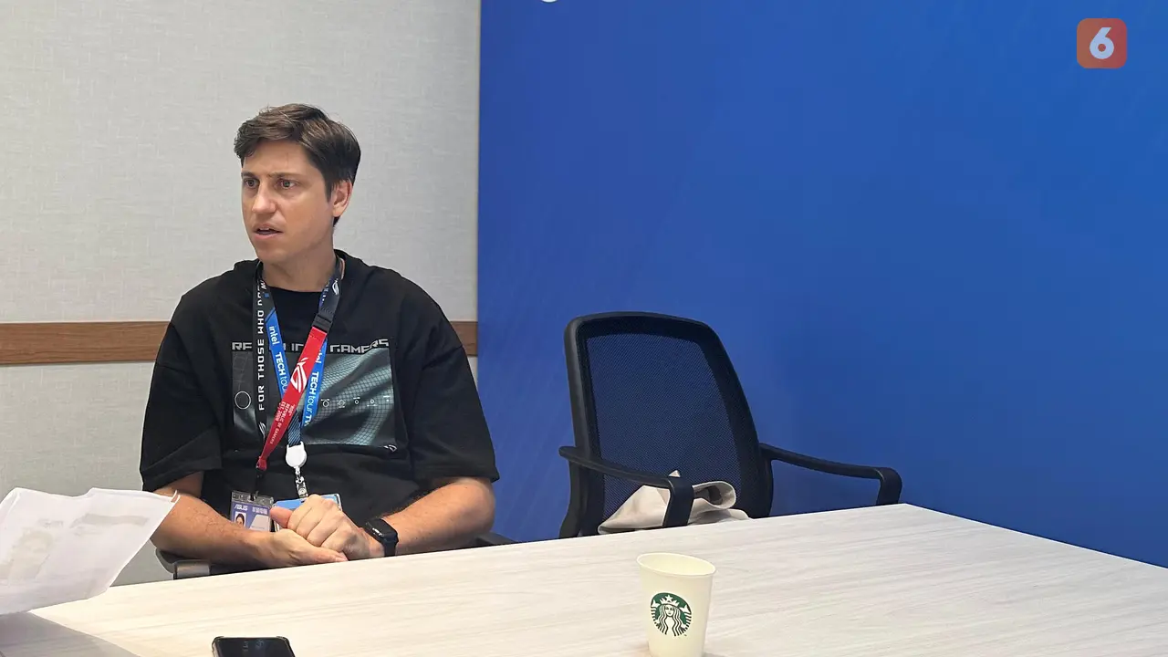 Director of Technical Marketing Systems Division Asus, Sascha Krohn