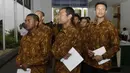 Pemain Maung Bandung antri untuk masuk ke Istana Negara, Jakarta, Senin (19/10/2015). (Bola.com/Vitalis Yogi Trisna)