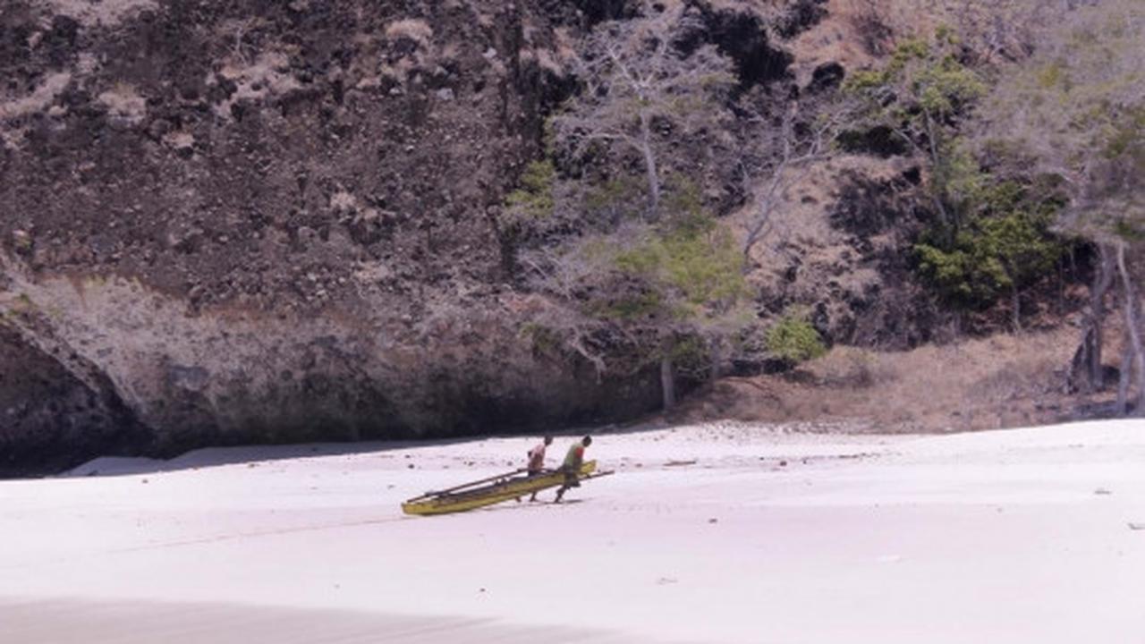 Keindahan Pantai Lingal, surga tersembunyi di pelosok Alor
