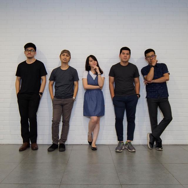 Grup musik Bobby & The Opis baru saja merelease album mereka bertajuk Kisah Terindah Hidup Kita