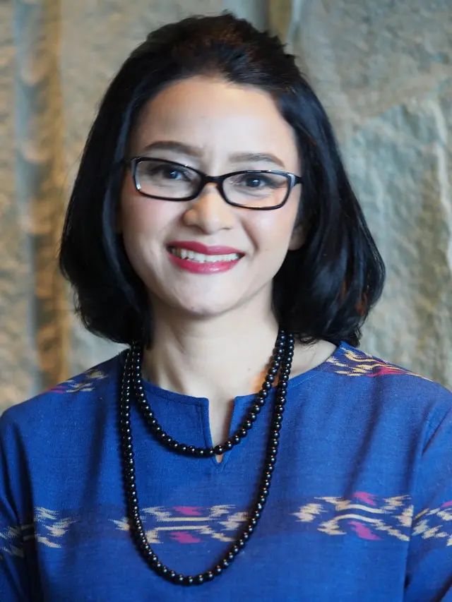 Vera Itabiliana Hadiwidjojo, S.Psi. Psi. (Foto: Koleksi Pribadi Vera Itabiliana)