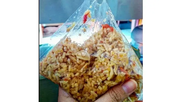 6 Potret Orang saat Makan Ini Bisa Bikin Geregetan