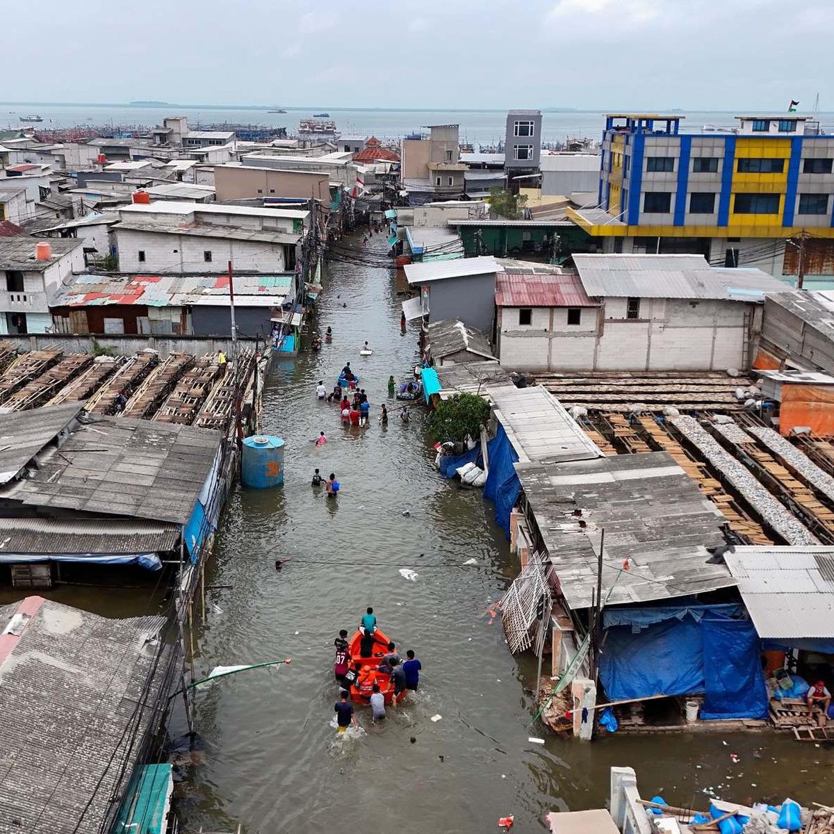 Banjir rob Jakarta