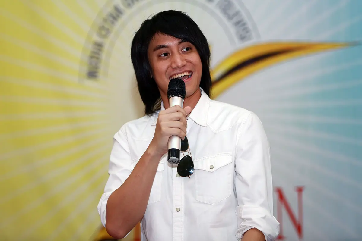 Kevin Aprilio