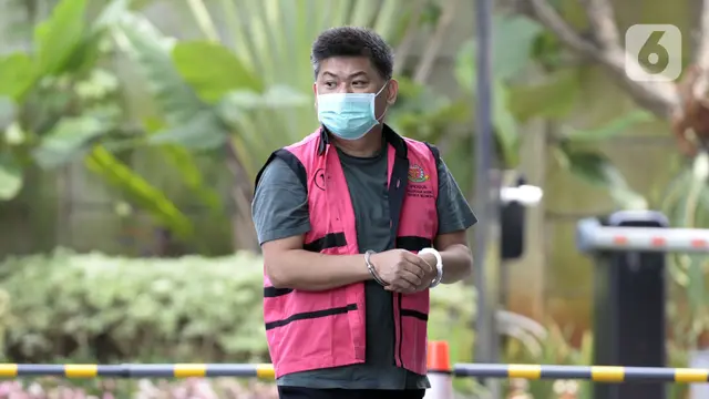FOTO: KPK Periksa Tersangka Kasus Jiwasraya Heru Hidayat