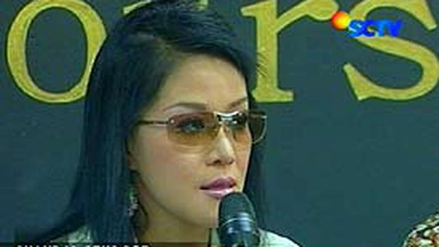 Xxx Barat Ketahuan Ngocok - Maria Eva Membeberkan Soal Video Mesumnya - News Liputan6.com