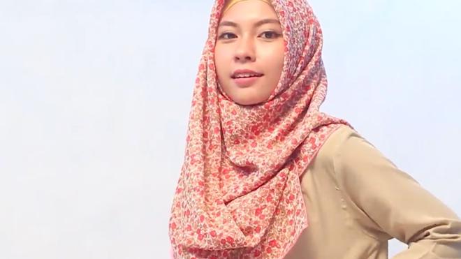 Mix and Match Busana Lebaran yang Bikin Penampilan Feminin 