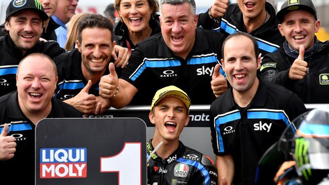 Pembalap tim Sky Racing Team VR46, Luca Marini, berhasil meraih podium juara di Moto2 Jepang yang berlangsung di Sirkuit Twin Ring Motegi, Minggu (20/10/2019) pagi WIB. (AFP/Toshifumi Kitamura)