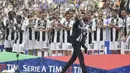 Selama berkarier di Juventus, Allegri berhasil membawa skuat I Bianconeri meraih 11 trofi juara, termasuk lima gelar Serie A dari 2014 hingga 2019. (AFP/Marco Bertorello)