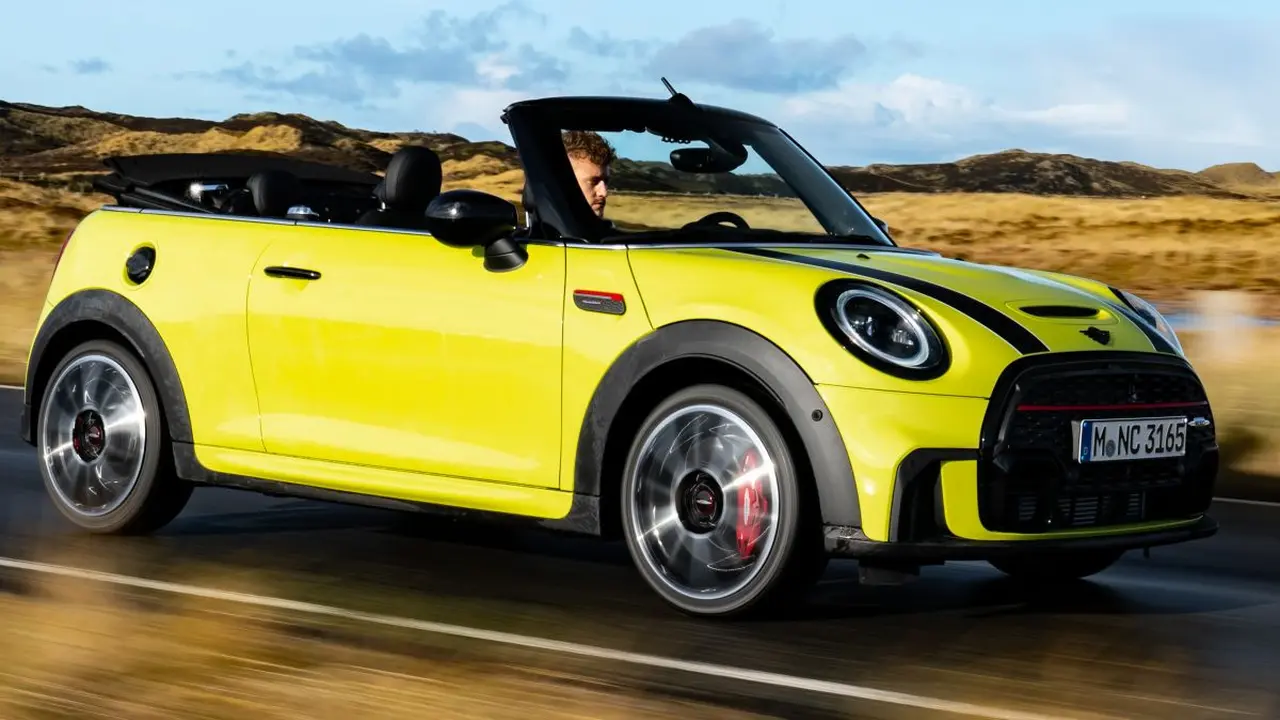 Mini Convertible Generasi Baru Siap Hadir 2025 (Paultan)