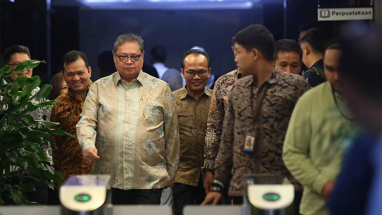 FOTO: Airlangga Hartarto Sambangi KPK Bahas Isu Tarif Dagang Indonesia AS
