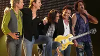 Don’t Stop Believing Lyrics by Journey: A Rock Anthem That Refuses to Die