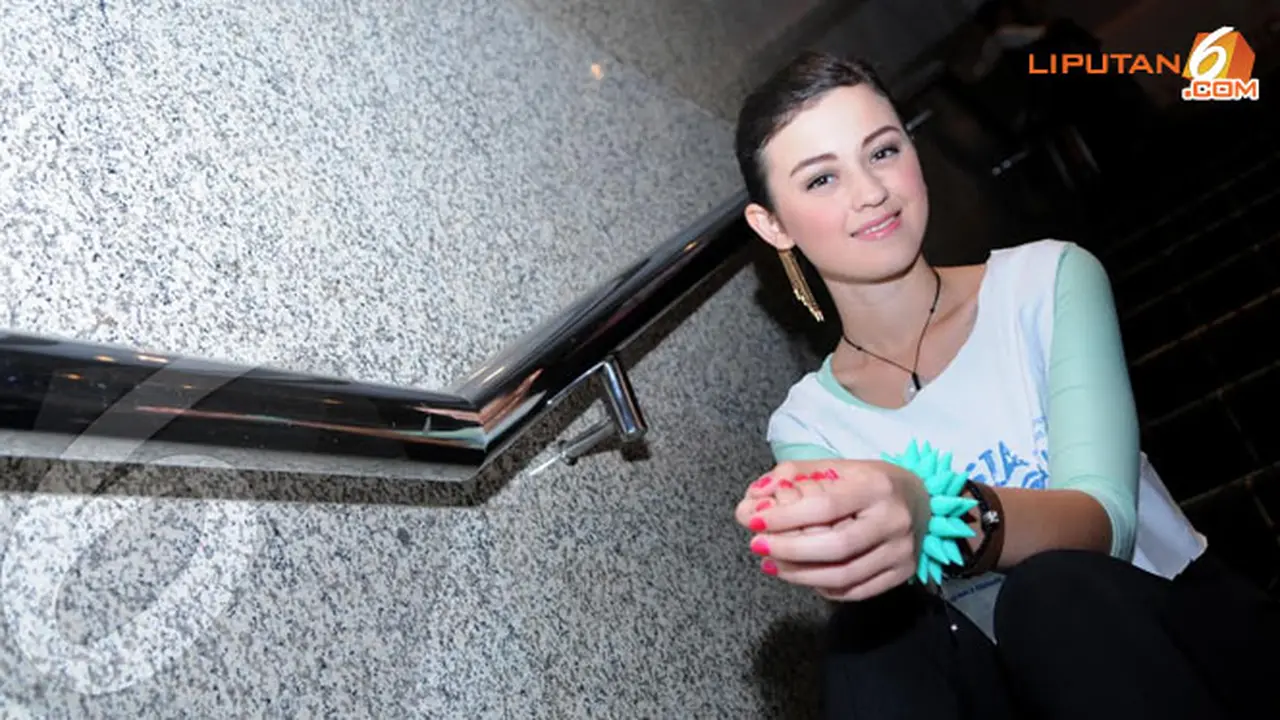 kimberly-ryder-140202b.jpg