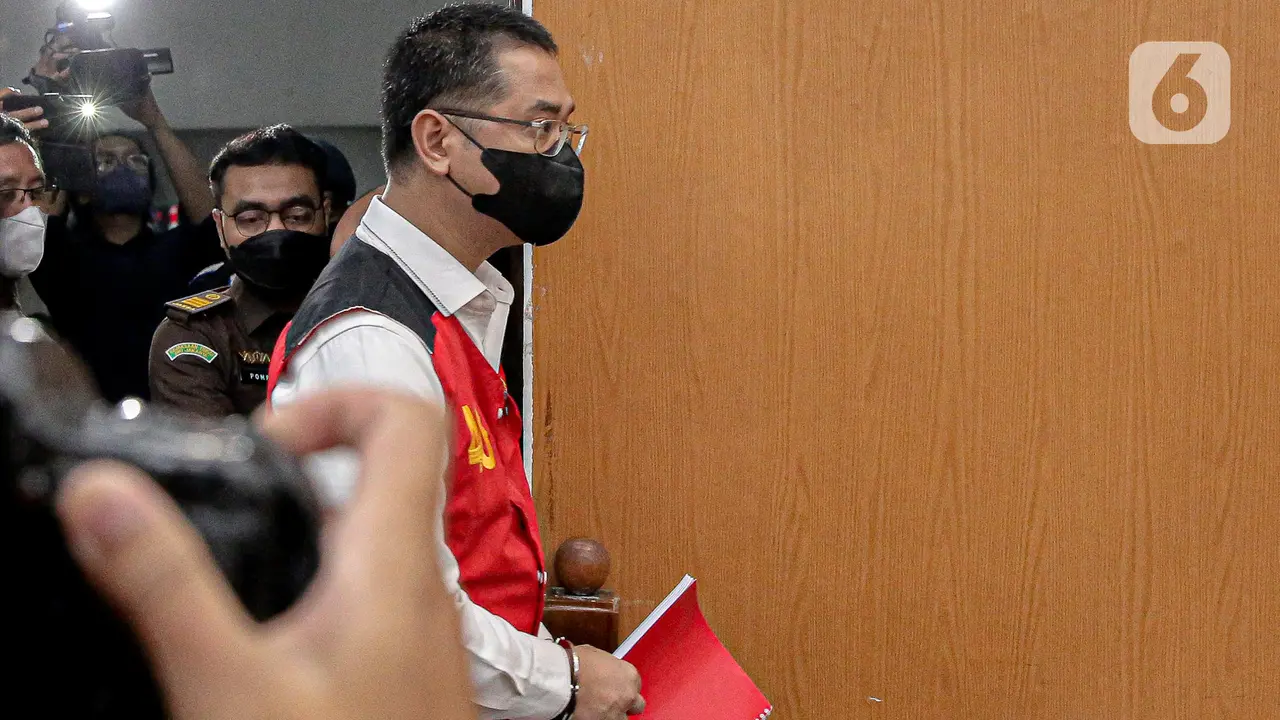 Sidang Perdana Irfan Widyanto