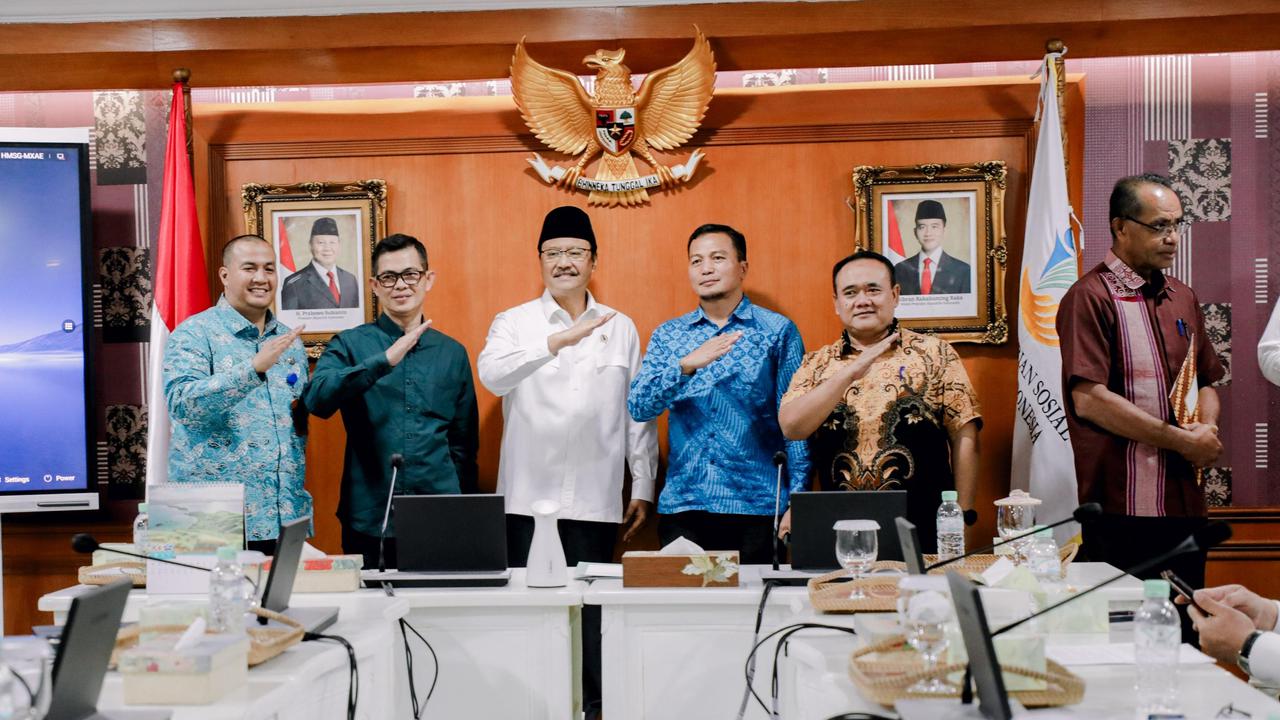 Mensos Gus Ipul Ajak Pemda Perkuat Urusan Wajib Bidang Sosial untuk Entaskan Kemiskinan