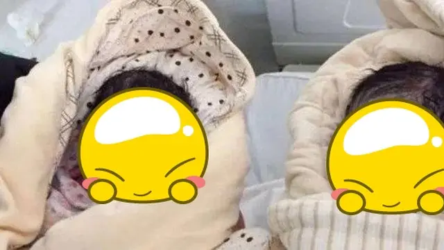 Bayi Tertinggal di Rahim