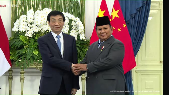 Prabowo Terima Kunjungan Ketua MPR China di Istana Merdeka
