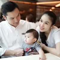 (Instagram/sandradewi88)