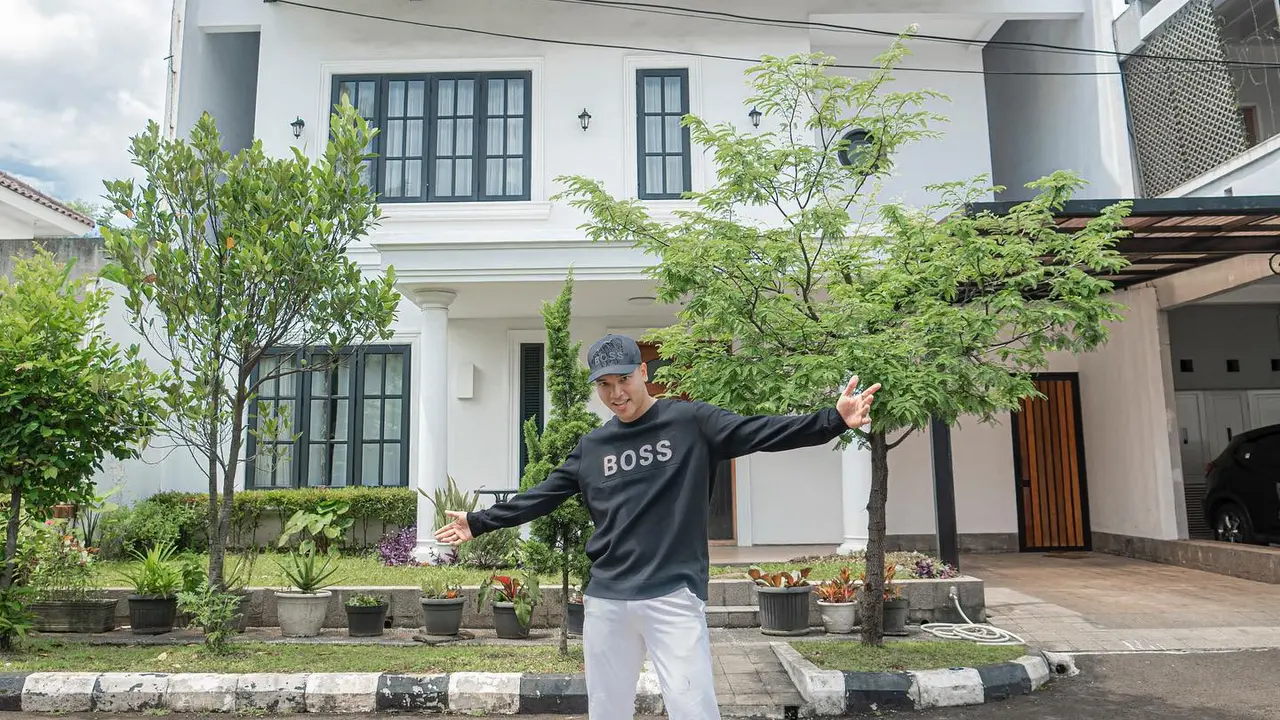 Susul Fuji, Fadly Faisal Juga Beli Rumah Mewah dari Tabungannya Sendiri