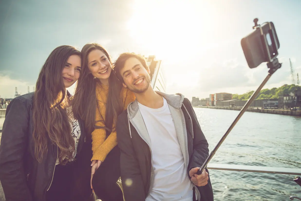 Jenis Kepribadian Dilihat dari Gaya Selfie, Kamu yang Mana? (Foto: static.independent.co.uk)