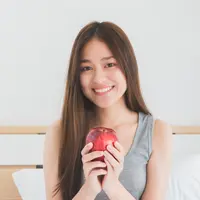 Waktu terbaik mengonsumsi buah apel./Copyright shutterstock.com/g/BaanditStudio