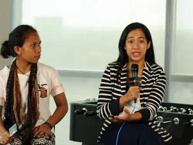 Produser dan Sutradara film dokumenter Tanah Mama berkunjung ke kantor redaksi Liputan6.com, Jakarta (9/1/2015). (Liputan6.com/Helmi Fithriansyah)