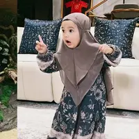 Potret Gemas Ameena dan Azura (credit: instagram/attahalilintar)